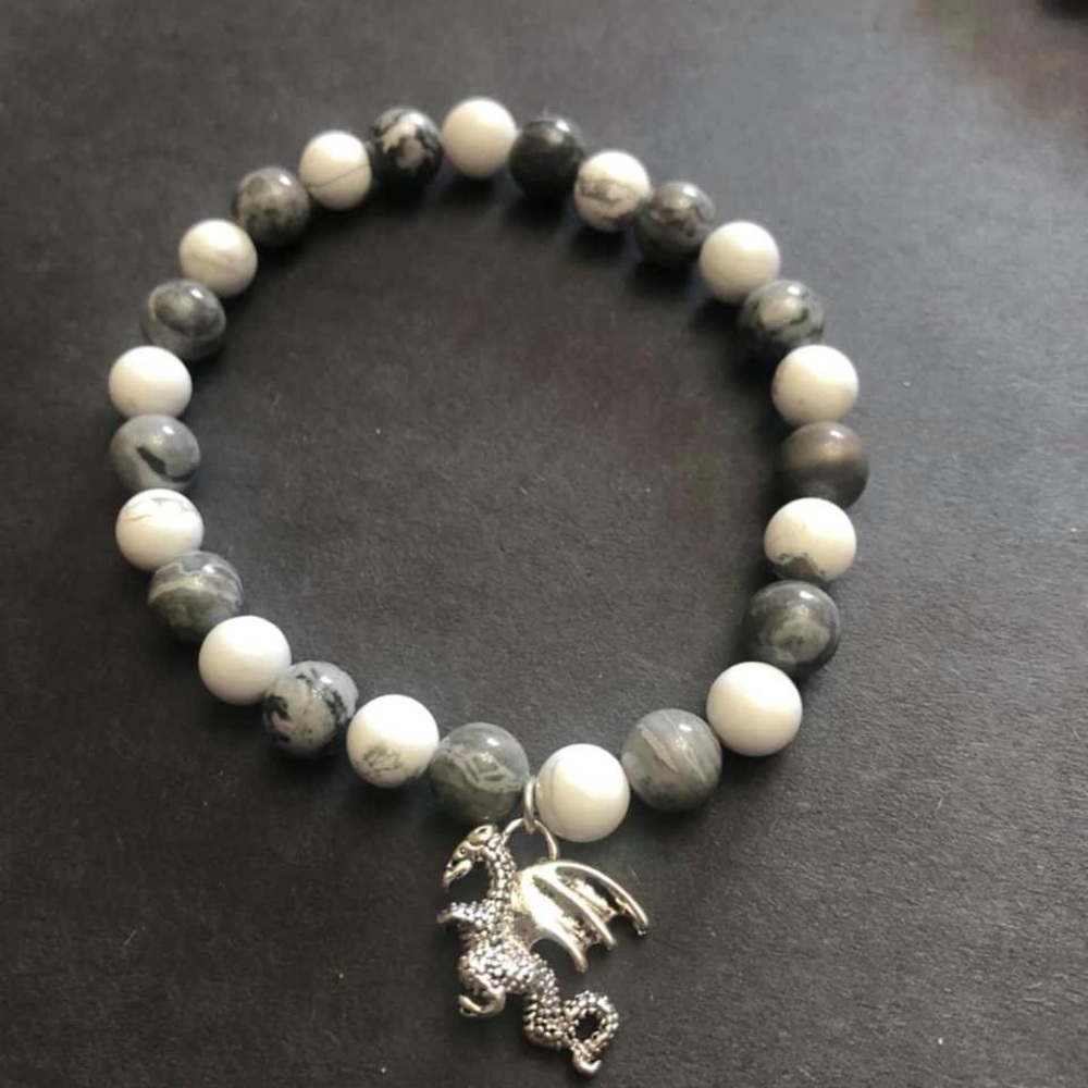 Bracelets - Picture 3 of 16